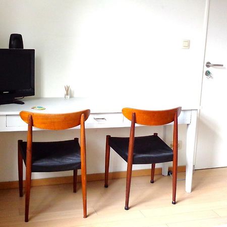 B&B La Chambre Du Zodiaque Uccle Rum bild