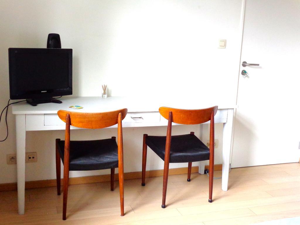 B&B La Chambre Du Zodiaque Uccle Rum bild